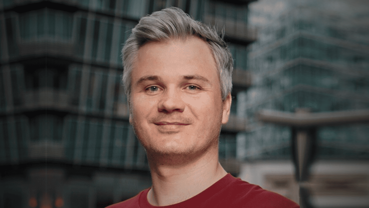 Code Story E27 Valeriy Bykanov, Prodigy